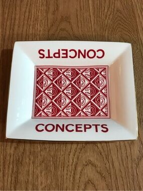 Concepts Concepts Almas Porcelain Decorative Small Tray red geometric pattern